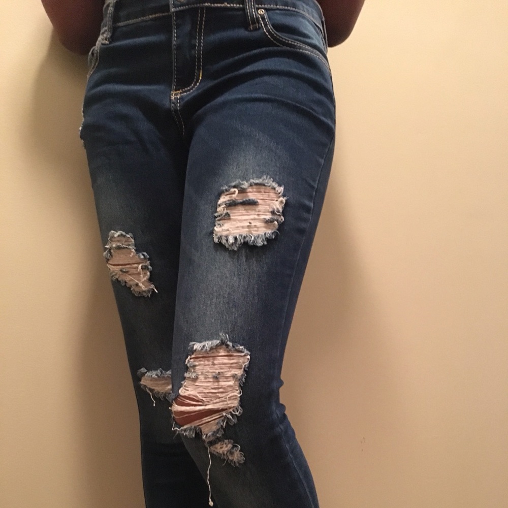 Revolt ripped jeans